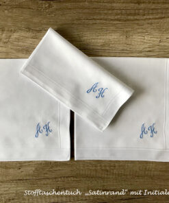 Satinrand - Stofftaschentuch für Herren mit Initialen AH