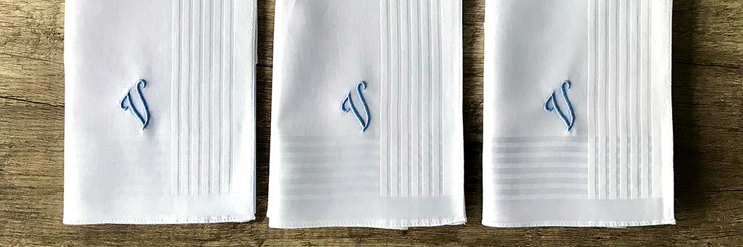 Elegante Linien - Stofftaschentuch für Herren mit Monogramm V