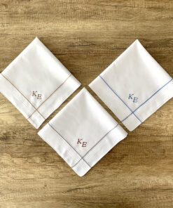 Sportliche, feine Linien | Stofftaschentuch für Herren (Initialen KE)